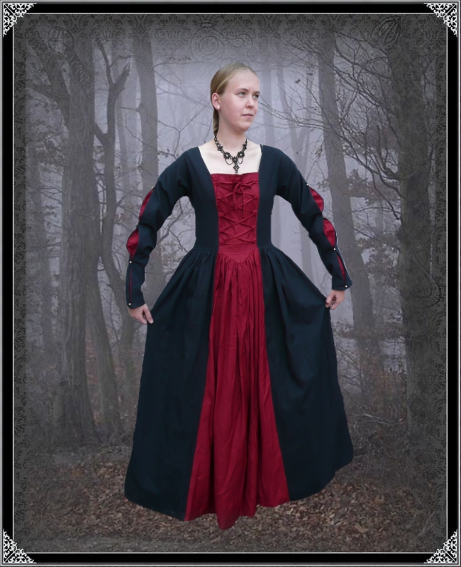 New Romantic - Long Gothic Dress Medusa Leonardo Carbone